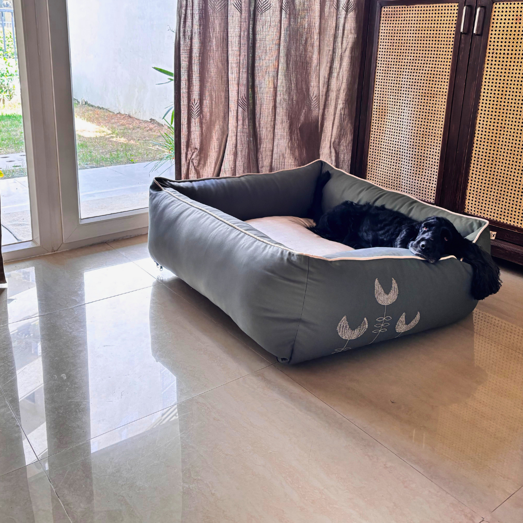 Bed for Cocker Spaniel | Dog bed with removable covers