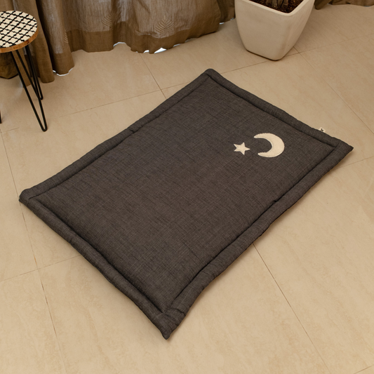 PoochMate OAK BOHO Charcoal Linen Mat :  Chand-Tara