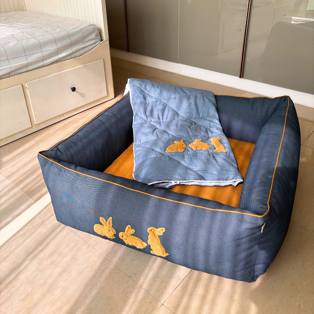 Pet bed and blanket | Dog Bed with blanket India