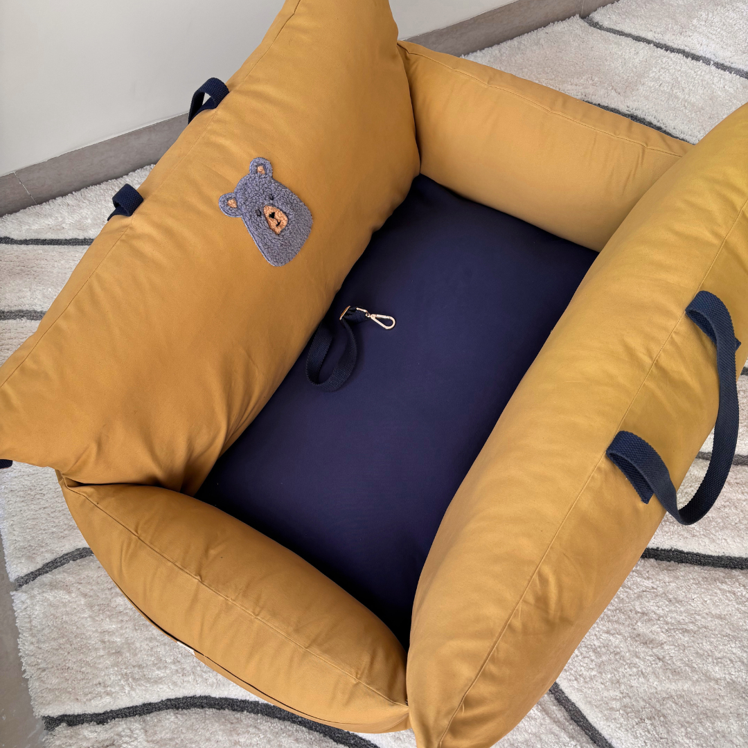 OAK BOHO Holiday Travel Bed for Medium Dogs : Mustard Blue